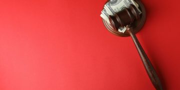 Fed Rate Hike Alert: How the Fed's 0.25% Increase Impacts You - Cover Image